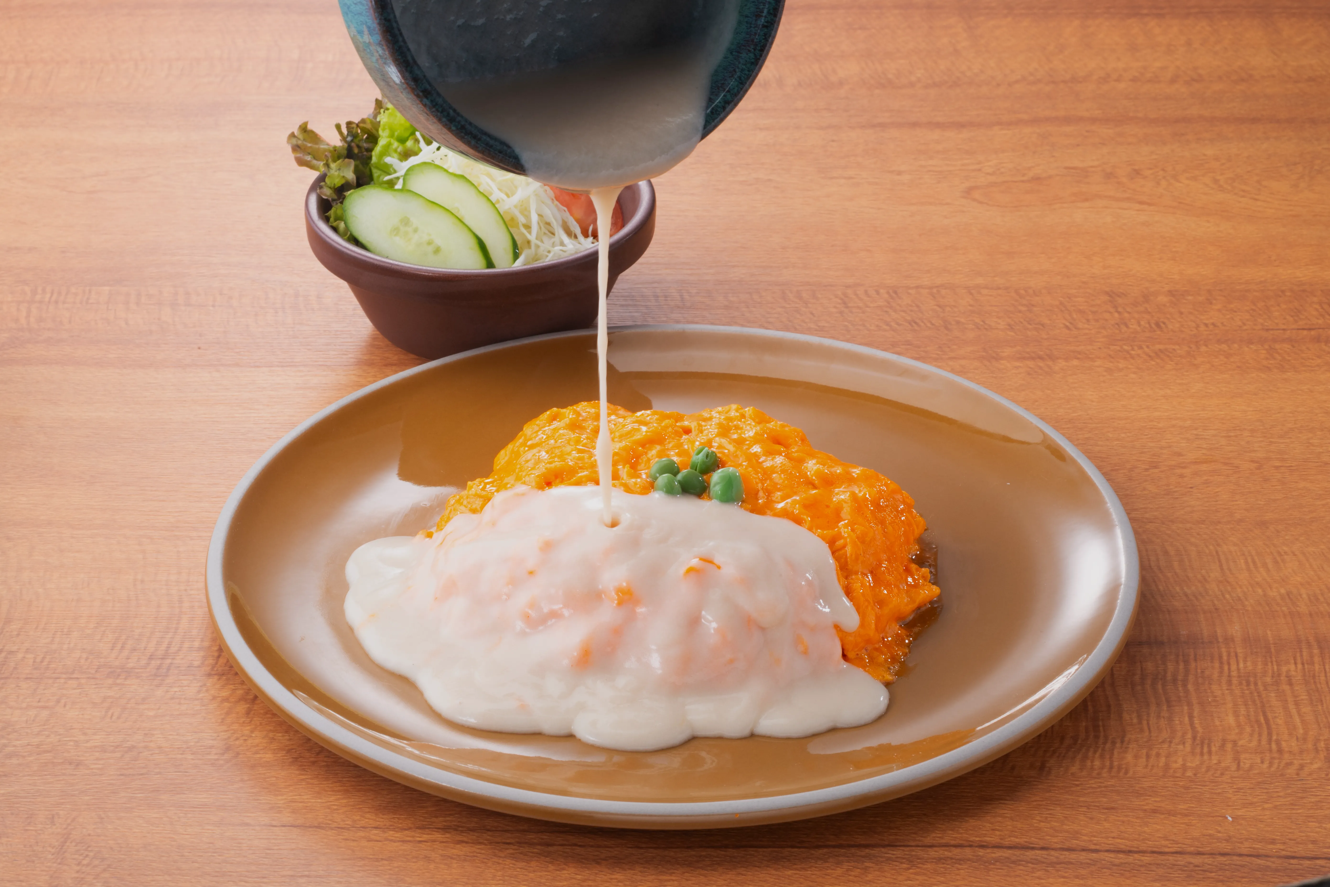 高品質パイライト　卵　キラキラ　ジオード　キューブ　台座付き　限定1個　送料無料 公式】鶏肉と卵 幸の鳥 立川立飛店｜GYRO HOLDINGS株式会社